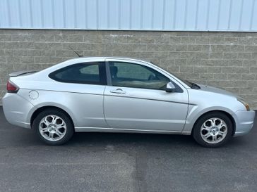 Used 2010 Ford Focus SE