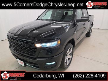 New 2026 RAM 1500 Express Crew Cab 4x4 5'7' Box