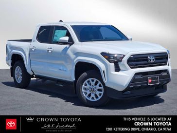 New 2025 Toyota Tacoma SR5