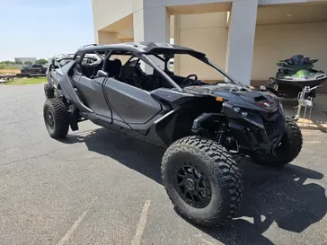 2025 Can-Am MAVERICK R MAX X 999T DCT TRIPLE BLACK 