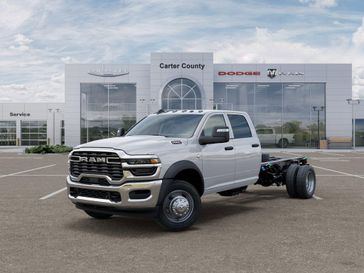 New 2026 RAM 5500 Tradesman Chassis Crew Cab 4x4 84' Ca