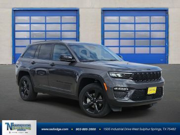 Used 2025 Jeep Grand Cherokee Limited