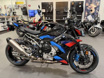 2026 BMW M 1000 R