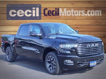 2025 RAM 1500 Laramie Crew Cab 4x4 5'7' Box