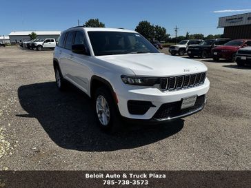 2024 Jeep Grand Cherokee Laredo X 4x4
