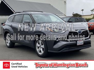 Used 2023 Toyota Highlander LE