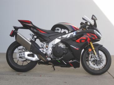 2023 Aprilia RSV4