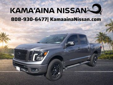 2019 Nissan Titan Crew Cab SL Midnight Edition