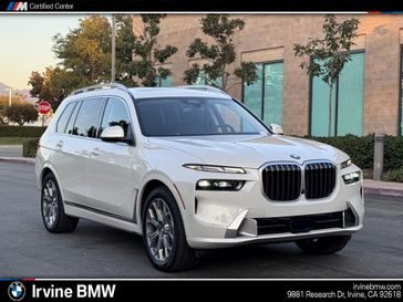 Mineral White Metallic