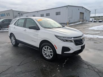 Used 2022 Chevrolet Equinox LS