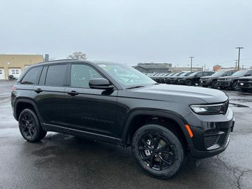 New 2025 Jeep Grand Cherokee Altitude X 4x4