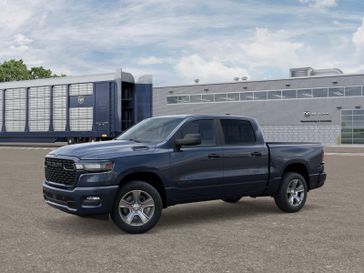 New 2026 RAM 1500 Express Crew Cab 4x2 5'7' Box