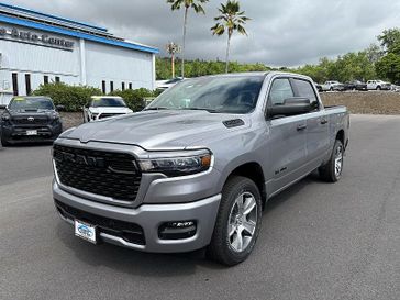 New 2025 RAM 1500 Tradesman Crew Cab 4x4 5'7' Box