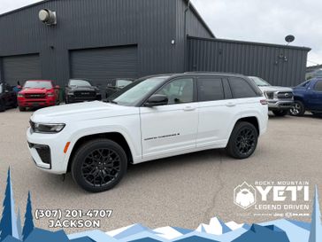 New 2026 Jeep Grand Cherokee Summit 4x4
