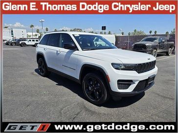 New 2025 Jeep Grand Cherokee Altitude 4x2
