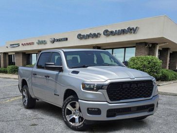 New 2026 RAM 1500 Express Crew Cab 4x2 5'7' Box