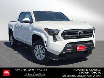 New 2025 Toyota Tacoma SR5