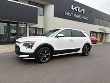 Used 2025 Kia Niro LX