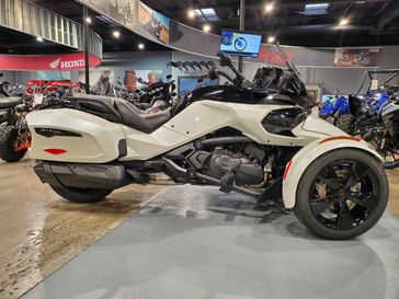2023 Can-Am H6PA  in a PEARL WHITE exterior color. Del Amo Motorsports delamomotorsports.com 