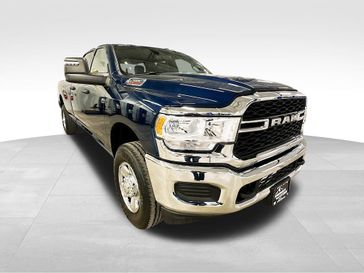 2024 RAM 3500 Tradesman Crew Cab 4x4 8' Box