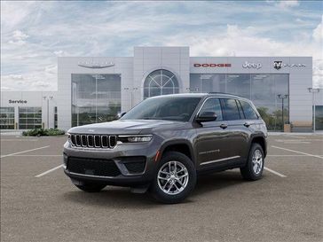 New 2026 Jeep Grand Cherokee Laredo