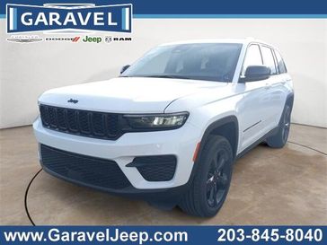 New 2025 Jeep Grand Cherokee Altitude X 4x4