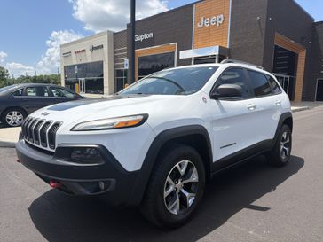 Used 2016 Jeep Cherokee Trailhawk