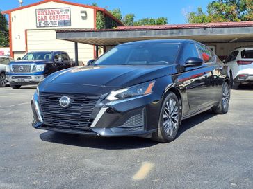 Used 2024 Nissan Altima 2.5 SV