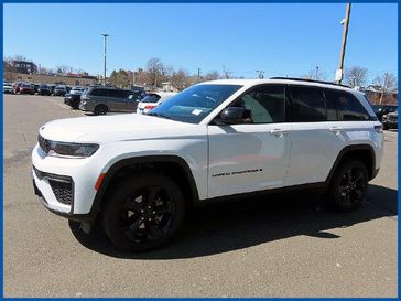New 2026 Jeep Grand Cherokee Limited