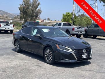 Used 2024 Nissan Altima 2.5 SV