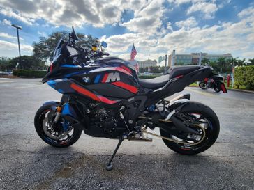 2026 BMW M 1000 XR