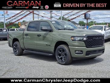 New 2026 RAM 1500 Express Crew Cab 4x4 5'7' Box