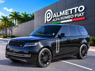 Used 2025 Land Rover Range Rover P400 SE SWB