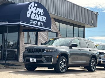 New 2027 Jeep Grand Cherokee L Limited 4x4