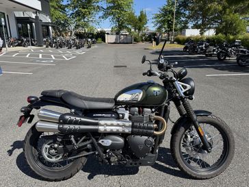2023 Triumph Scrambler 900 - BROOKLANDS GREEN 