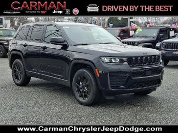 New 2026 Jeep Grand Cherokee Laredo Altitude 4x4
