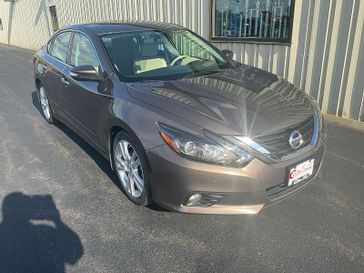 Used 2017 Nissan Altima 3.5 SL