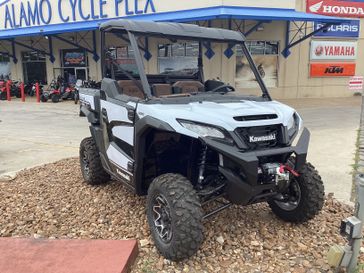 2024 Kawasaki RIDGE RANCH EDITION METALLIC STARDUST WHITE 