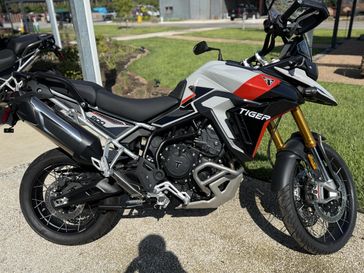 New 2025 Triumph Tiger 900 Rally Pro 