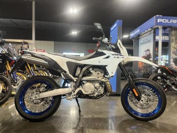2025 Suzuki DRZ 4SM Base 