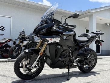 2026 BMW S 1000 XR