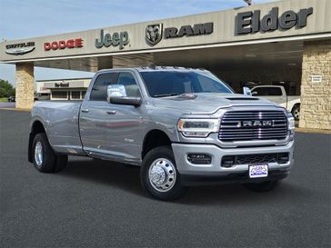 2024 RAM 3500 Laramie Crew Cab 4x4 8' Box