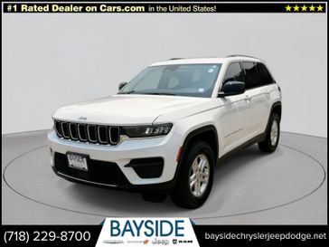 2022 Jeep Grand Cherokee Laredo