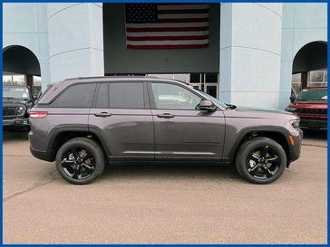 New 2025 Jeep Grand Cherokee Limited