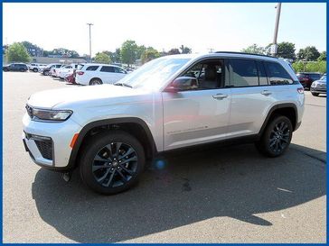New 2026 Jeep Grand Cherokee 