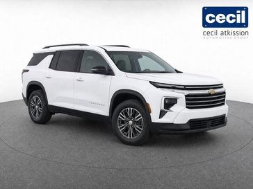 Used 2026 Chevrolet Traverse LT