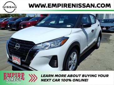 New 2025 Nissan Kicks Play S