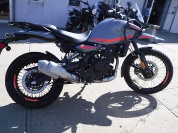 2025 Royal Enfield HIMALAYAN 450