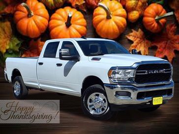 2024 RAM 2500 Tradesman Crew Cab 4x4 8' Box