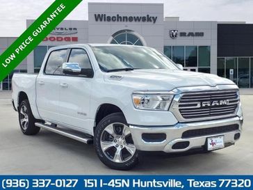 2024 RAM 1500 Laramie Crew Cab 4x2 5'7' Box